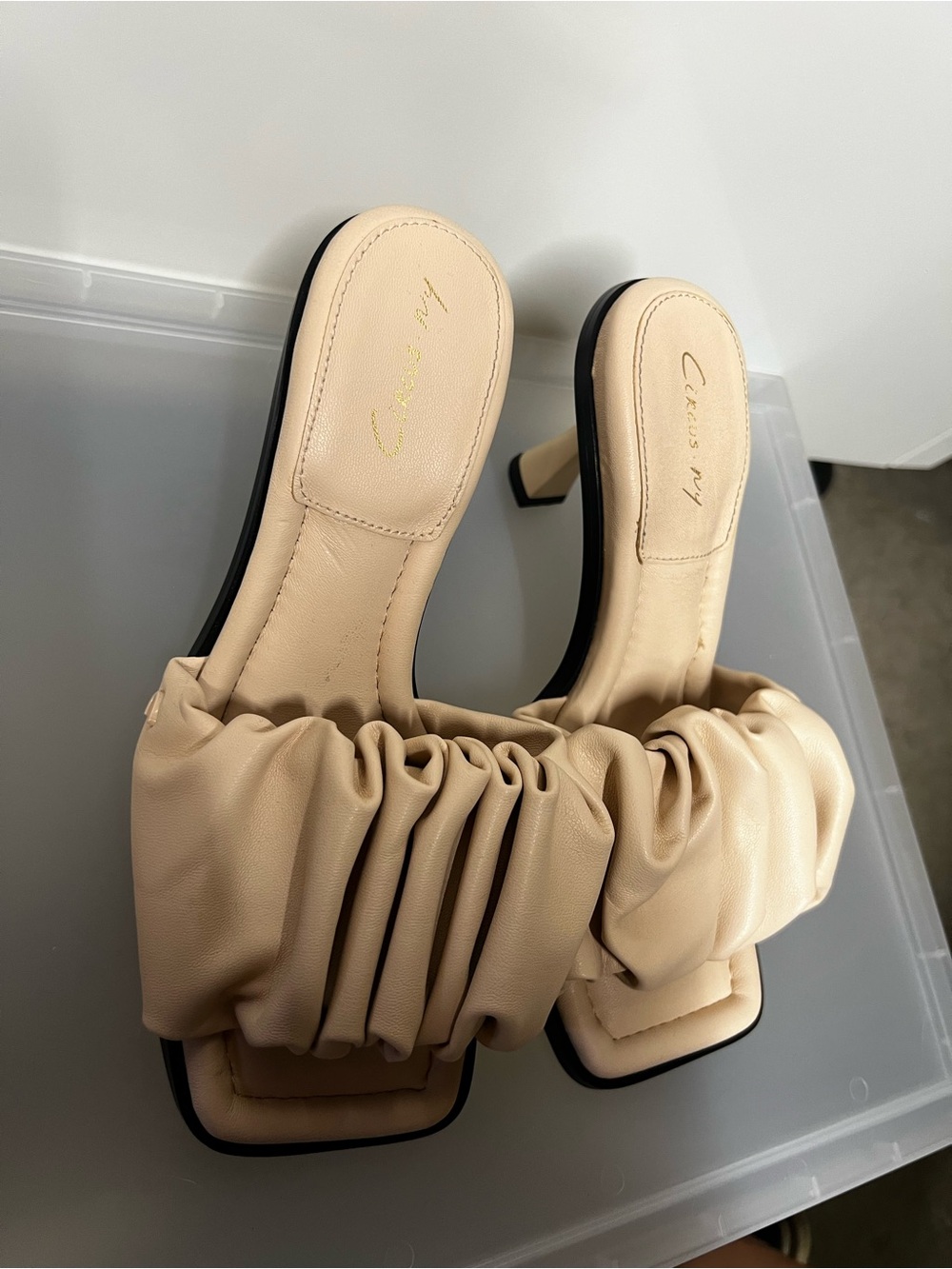 Circus by Sam Edelman Ruched Slide Sandals - Picture 2 of 9